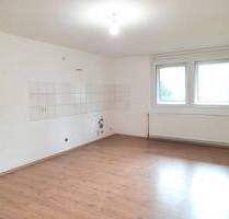 RE-Stuckenbusch! Ideal für Berufspendler: Renoviertes Appartement für berufstätige Einzelperson. - Recklinghausen