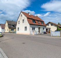 Ein bis Zweifamilienhaus mit Charme und Potenzial - Neu-Ulm / Pfuhl