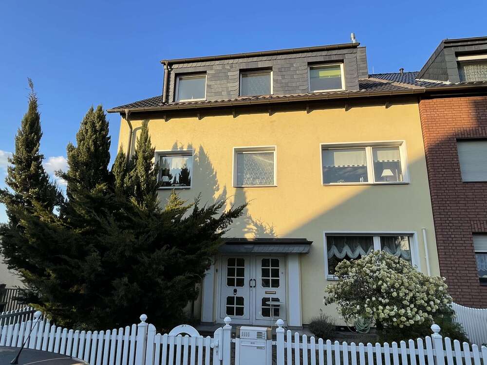 Haus zum Kaufen in Bonn 890.000,00 € 246 m²