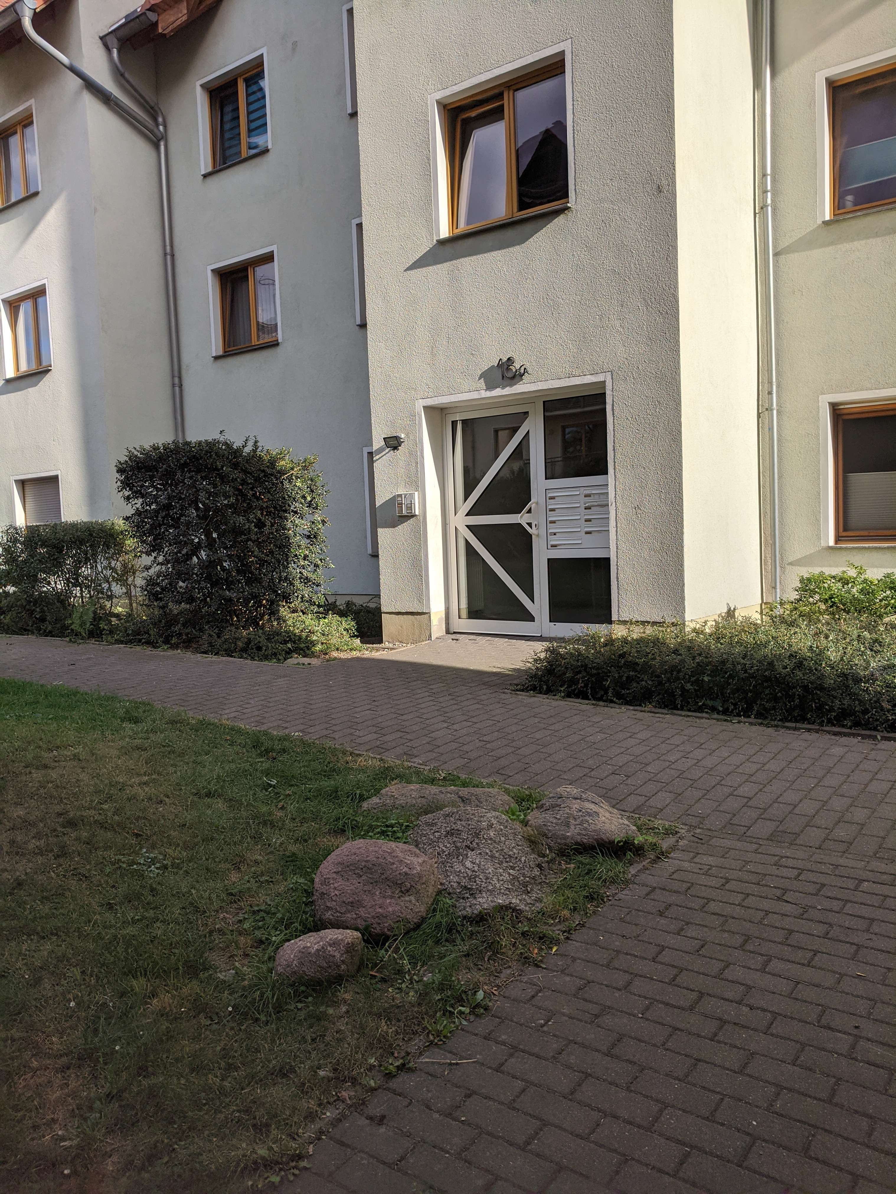 ruhige 3 Zimmer-Wohnung mit Balkon - Magdeburg