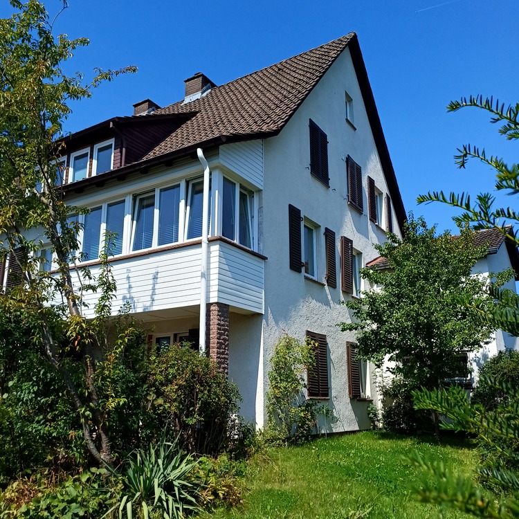 2-Zimmerwohnung mit Terrasse - 800,00 EUR Kaltmiete, ca.  88,26 m² Wohnfläche in Bad Pyrmont (PLZ: 31812)