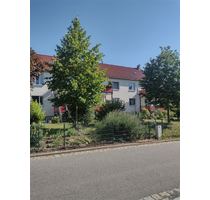 Schöner Wohnen im Dresdner Süden: 3-Zimmer-Wohnung mit eigenem Garten und Hobbyraum - Dresden Kleinpestitz/Mockritz