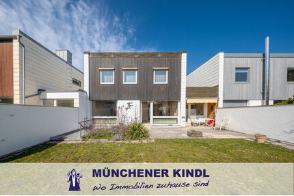 • SOFORT BEZUGSFREI: KETTENHAUS MIT SÜDAUSRICHTUNG IM RUHIGEN OBERMENZING • - München