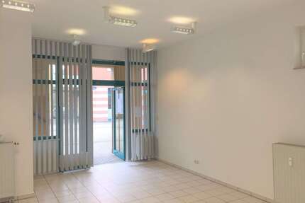 Praktische Gewerbeeinheit für BüroPraxis oder Einzelhandel - Wurzen