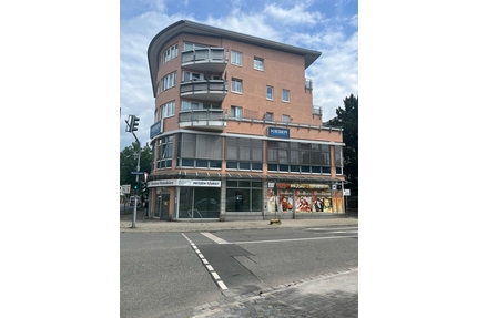 Gruna: 4-Zimmer-Wohnung mit Balkon - Dresden