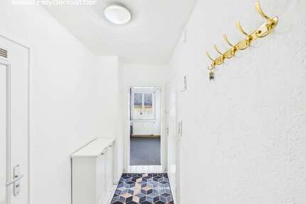 Mitten im Zentrum: Alle Wege beginnen direkt vor der Haustür - 3-Zimmer-Wohnung (Bieterverfahren) - Augsburg