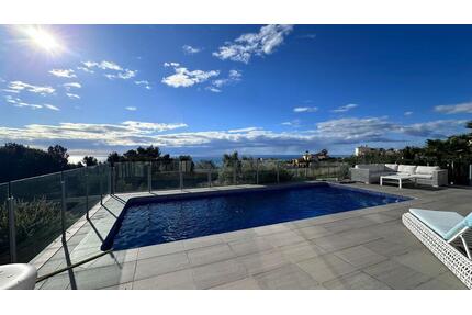 Haus in Benitachell, Alicante - 1.080.000,00&nbsp;EUR Kaufpreis, ca.&nbsp; 777,00&nbsp;m&sup2; in Benitachell (PLZ: )