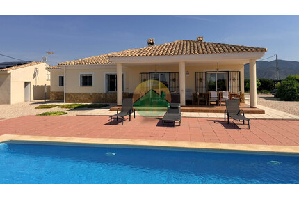 Villa in Caravaca de la Cruz - 260.000,00&nbsp;EUR Kaufpreis, ca.&nbsp; 161,00&nbsp;m&sup2; in Caravaca de la Cruz (PLZ: )