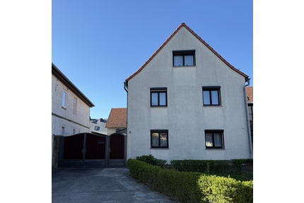 Einfamilienhaus mit großem Nebengelass - Günthersleben