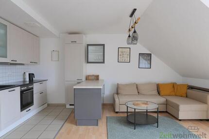 (EF1382_M) Erfurt: Krämpfervorstadt, möblierte Maisonette-Wohnung mit 2 Schlafzimmern und Balkon in der City