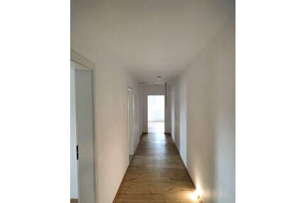 3,5-Zimmer-Dachgeschosswohnung in HammHerringen – Vermietet und top-modernisiert