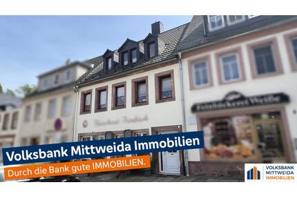 Wohnhaus mit Ladengeschäft im Erdgeschoss in zentraler Lage - Rochlitz
