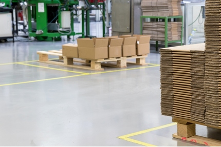 AB 250 M² IN PRODUKTIONS- UND LAGERHALLE MIT LKW-ZUFAHRT - Lengenfeld Wolfspütz