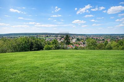 NEUBAUGEBIET: LÄNDLICHE IDYLLE & LAGE - Schönbrunn