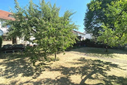 Neu-Ulm: Modernisiertes Mehrfamilienhaus (DHH) mit idyllischem Garten in Donau-Nähe - Neu-Ulm / Offenhausen