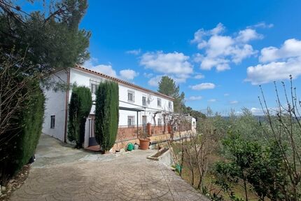 Einfamilienhaus in Montefrío - 240.000,00&nbsp;EUR Kaufpreis, ca.&nbsp; 256,00&nbsp;m&sup2; in Montefrío (PLZ: )