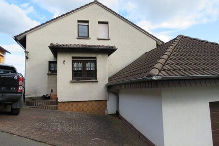 Philippsthal, EFH - 150.000,00&nbsp;EUR Kaufpreis, ca.&nbsp; 175,00&nbsp;m&sup2;&nbsp;Wohnfl&auml;che in Philippsthal (Werra) (PLZ: 36269)