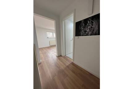 Moderne 4-Zimmer-Wohnung in Ensheim - saniert, hell und ab 01.08. verfügbar - Saarbrücken-Halberg