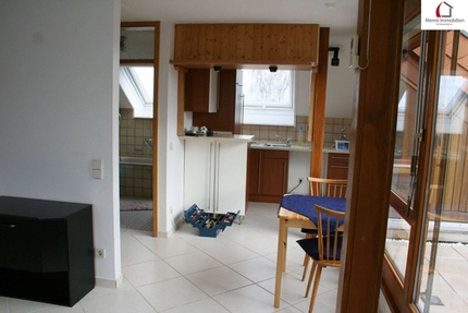 °°° MODERNE DACHGESCHOSSWOHNUNG MIT TERRASSE, TGL-BAD, EINBAUKÜCHE UND TIEFGARAGE °°° - Karlsbad