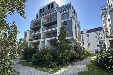 Gute Rendite! Vermietete Wohnung mit Grünblick in geschlossener Eigentumsanlage, nahe BND + Charité - Berlin Mitte