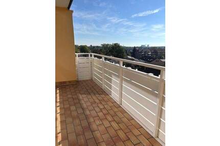 Ein Rohdiamant zum Schleifen - Wohnung zum Sanieren mit Ausblick und Garage!!! - Garbsen / Berenbostel