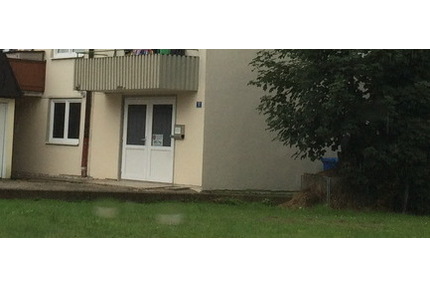 Büro und Lagerflächen - 139.500,00&nbsp;EUR Kaufpreis, ca.&nbsp; 55,00&nbsp;m&sup2;&nbsp;Gewerbefl&auml;che in Freilassing (PLZ: 83395)