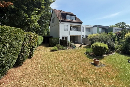 Schwalbach: Reihenendhaus mit viel Platz und großem Garten für Ihre Familie