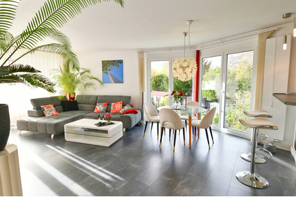 Schöne Wohnung mit 1a Infrastruktur + 2 TG Plätze - Kriftel