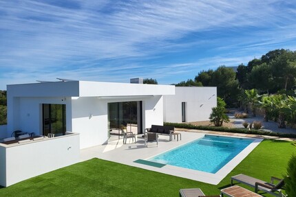Villa in Las Colinas Golf - 1.450.000,00&nbsp;EUR Kaufpreis, ca.&nbsp; 336,00&nbsp;m&sup2; in Las Colinas Golf (PLZ: )