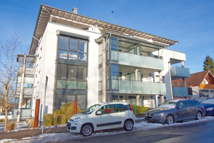 Moderne 2,5-Zimmer-Wohnung mit Balkon, Fußbodenheizung & Aufzug – naturnah gelegen - Villingen-Schwenningen