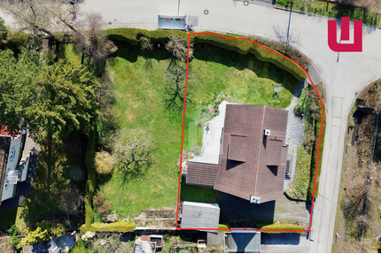 WINDISCH IMMOBILIEN – sanierungsbedürftiges Einfamilienhaus in Gröbenzell in ruhiger, zentraler Lage