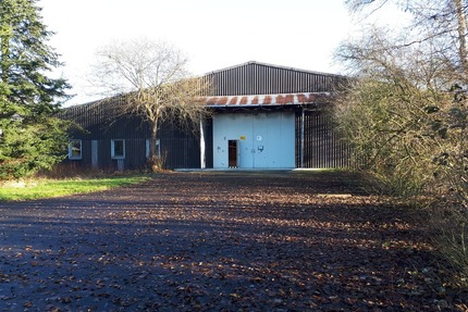 2.670 m² Kaltlagerhalle mit 100 m² Bürotrakt in Elsfleth-Moordorf