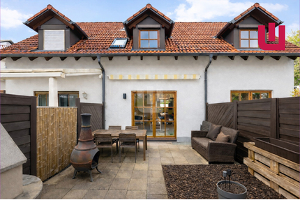 WINDISCH - Charmantes Reihenhaus mit sonnigem Südgarten in ruhiger Lage - bezugsfrei ab 01.06.2026! - Puchheim