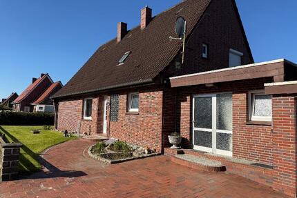 Schönes, großes Wohnhaus in Osteel (SG Brookmerland - Störtebekerland) (Mindestgebot: 239.000 EUR)