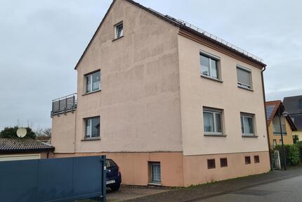 Freistehendes gepflegtes 3-Familienhaus in gesuchter Lage für Eigennutzer und Kapitalanleger - Kirkel