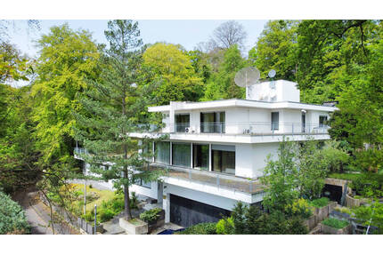 Anwesen der 1970er Jahre in TOP Hanglage Bad Godesberg, Sanierungsobjekt mit Entwicklungspotential - Bonn