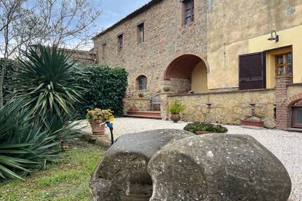 Haus in Pomarance, Toscana, 670 m²