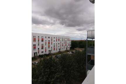 3-Raum-Wohnung mit Balkon - 407,78&nbsp;EUR Kaltmiete, ca.&nbsp; 62,20&nbsp;m&sup2;&nbsp;Wohnfl&auml;che in Leipzig (PLZ: 04157)