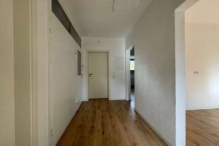 Helle sanierte 3-Zimmer-Dachgeschosswohnung in St. Ingbert-Rentrisch - Saarbrücken