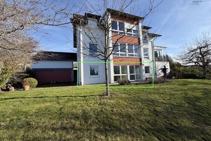 Sonnige 2,5 Zimmer Wohnung mit Gartenanteil und Garage - Dornstetten