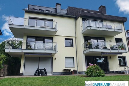 Ruhig gelegen mit schönem Blick auf den gepflegten, großen Garten - Willingen-Usseln