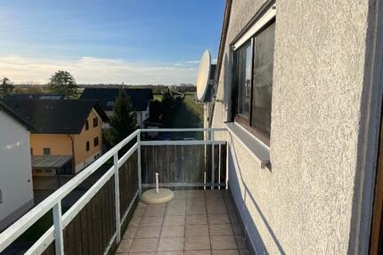 ### Schönes gemütliches Zuhause über den Dächern von Bad Schönborn ###