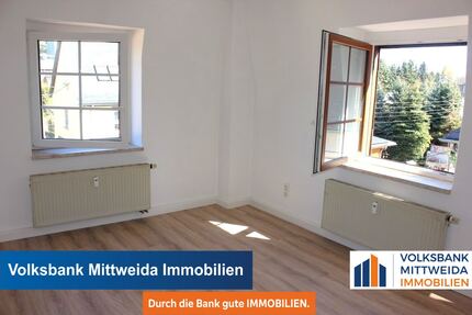 Neu sanierte 2-Raum Dachgeschoss-Wohnung in ruhiger Lage von Markersorf - Claußnitz Markersdorf