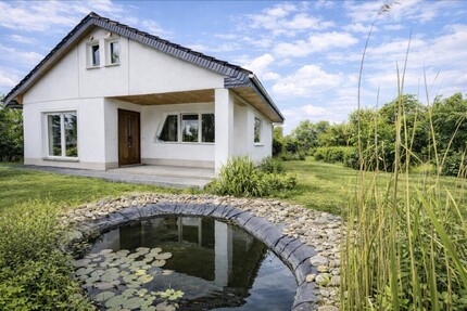 Einfamilienhaus - Berlin - Bohnsdorf auf Erbpachtgrundstück mit Garage in Top - zentraler - Lage! - Berlin / Bohnsdorf