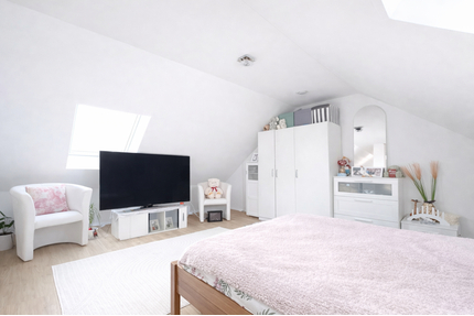 helle 1,5 Zimmer Dachgeschosswohnung für Kapitalanleger - Ulm / Gögglingen