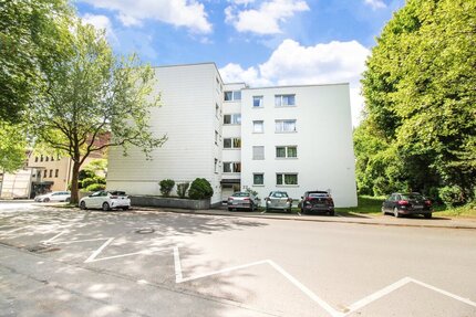 Renovierte & modernisierte 3,5-Zimmer-Wohnung mit Balkon & Garage in Rottweil