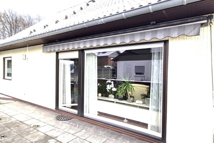 Charmantes Einfamilienhaus mit Garage & Ausbaupotenzial in ruhiger Wohnlage von Reichshof-Berghausen - Reichshof--Berghausen