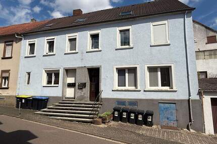 7,7 % Rendite - modernisiertes 5-Familienhaus mit weiterem Steigerungspotenzial - Ottweiler Steinbach