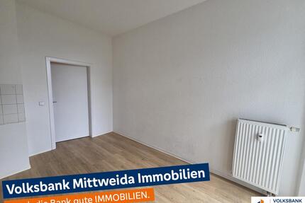 Praktisch geschnittene 2-Zimmer-Wohnung mit Balkon nahe der Sachsenallee - Chemnitz