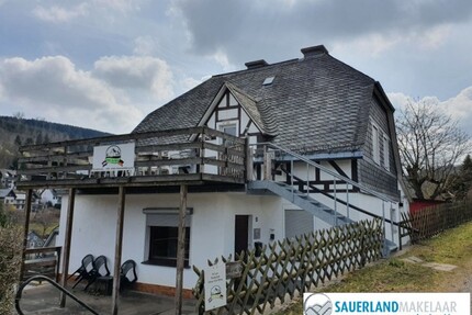 Mehrfamilienhaus aufgeteilt in 3 Wohnungen in Schwalefeld - Willingen-Schwalefeld